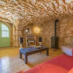 Einzigartiges Mediterranes Steinhaus Mit Meerblick, Chillout-bereich, Bike, Bbq, Wifi *