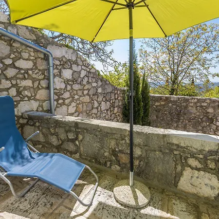 Einzigartiges Mediterranes Steinhaus Mit Meerblick, Chillout-bereich, Bike, Bbq, Wifi * Grižane