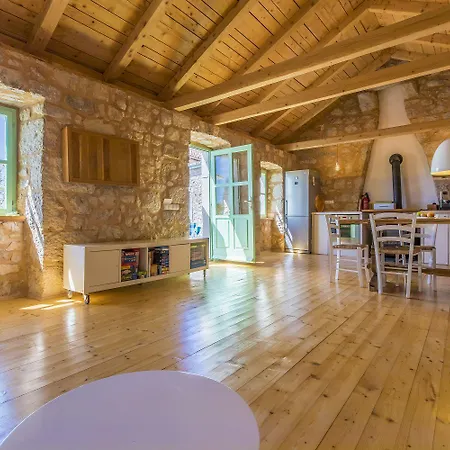 Einzigartiges Mediterranes Steinhaus Mit Meerblick, Chillout-bereich, Bike, Bbq, Wifi Grižane