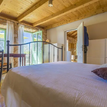 Einzigartiges Mediterranes Steinhaus Mit Meerblick, Chillout-bereich, Bike, Bbq, Wifi * Grižane
