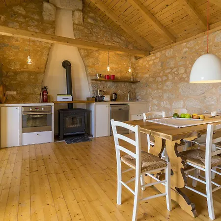 Einzigartiges Mediterranes Steinhaus Mit Meerblick, Chillout-bereich, Bike, Bbq, Wifi