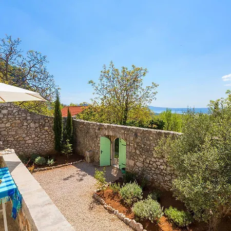 Holiday home Einzigartiges Mediterranes Steinhaus Mit Meerblick, Chillout-bereich, Bike, Bbq, Wifi *