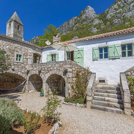 Einzigartiges Mediterranes Steinhaus Mit Meerblick, Chillout-bereich, Bike, Bbq, Wifi Holiday home Grizane-Belgrad