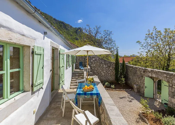 Einzigartiges Mediterranes Steinhaus Mit Meerblick, Chillout-bereich, Bike, Bbq, Wifi Сasa de vacaciones *